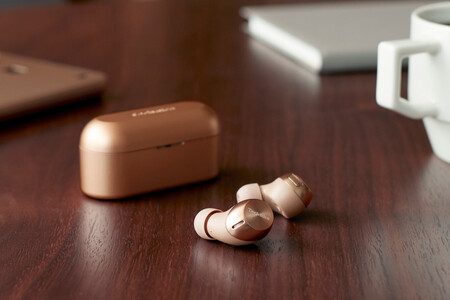 Panasonic lanza nuevos auriculares Technics TWS: los AZ60 y AZ40 son resistentes al agua y tienen más de 7 horas de autonomía