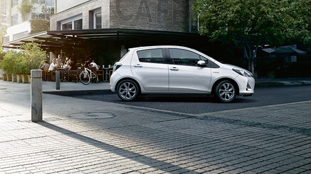 Toyota Yaris hybrid en manos de la gente de Autocar