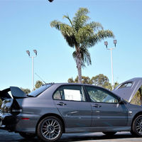 Todavía puedes comprar un Mitsubishi Lancer EVO IX nuevo a estrenar: queda uno y cuesta más de 100.000 dólares 