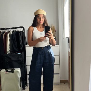 Massimo Dutti rebaja los pantalones azul noche ideales de cualquier armario cápsula: atemporales, cómodos y van con todo