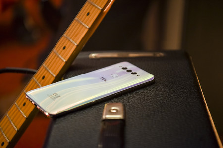 El TCL Plex aterriza en España: precio y disponibilidad oficiales