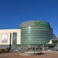 Una tele Ambilight de 65 pulgadas por solo 41,64 euros al mes en El Corte Inglés: además viene con Movistar Plus+ de regalo