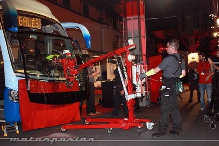 Cambio de lunas en un autobús