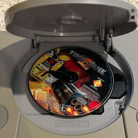 ¿Abuelo? Necesito sentarme". Un jugador recibe una PS1 con varios juegos, y tras preguntar a la comunidad si son buenos ha creado un efecto sorprendente