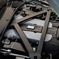 Aston Martin está barajando electrificar sus motores V12 para hacerlos menos contaminantes