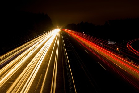 Queda inaugurada la era del giga simétrico