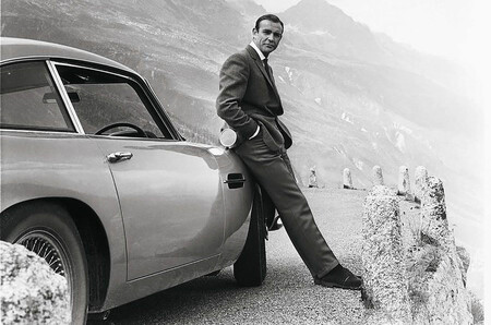 James Bond Sean Connery Aston Martin DB5