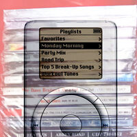 Estos son los 20 CDs que Steve Jobs escogió personalmente para probar el iPod original. Los tuvo que acabar regalando