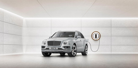 Bentley Bentayga Hybrid WallBox Starck