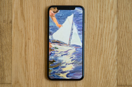 Dos años más de notch en el iPhone, según los analistas