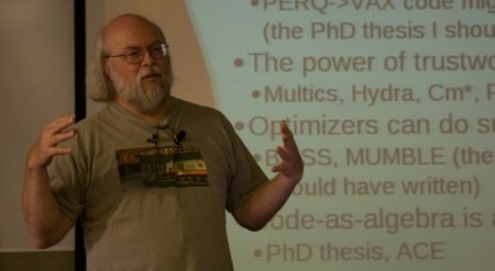 Google contrata a James Gosling, fundador de Java