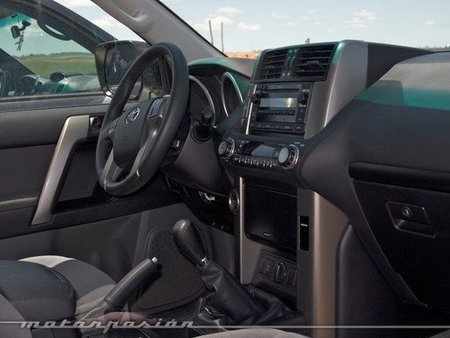 toyota Land Cruiser 2010-07