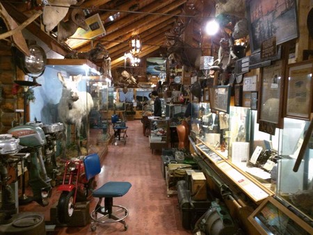El Museo de Fort Nelson que alberga vehículos de la Segunda Guerra Mundial y especímenes raros de taxidermia
