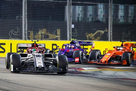 La peligrosa acción de Antonio Giovinazzi en Singapur que no se vio: no aflojó y casi choca contra la grúa