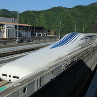 En 2015 Japón mostró al mundo un tren capaz de llegar a los 600 km/h. Diez años después seguimos sin saber nada de él