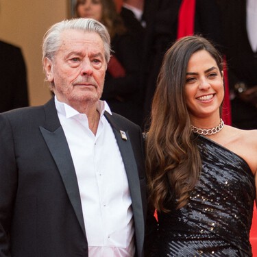 La hija de Alain Delon es la única heredera de sus derechos morales, y eso implica mucho dinero