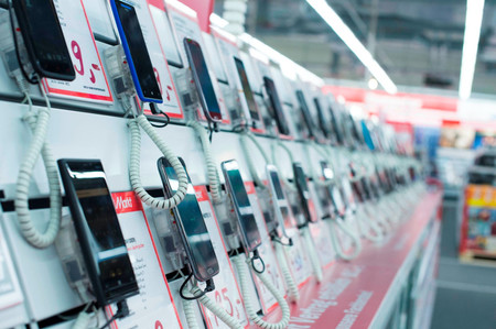 Si tienes pensado emprender y quieres ganar dinero, no crees una marca de smartphones