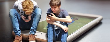 Esta app bloquea el móvil de tu hijo hasta que no contesta tus mensajes