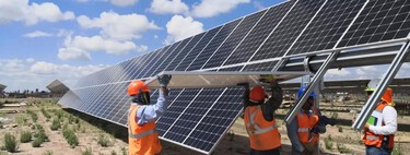 Busca-se uma alternativa: o silício caiu tanto de preço que agora as molduras são as partes mais caras dos painéis solares 