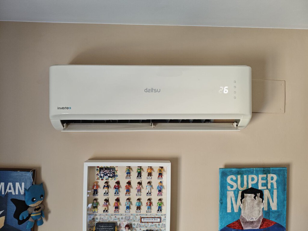 He puesto el aire acondicionado para no morir por la ola de calor y apestaba. Menos mal que el servicio técnico me había confiado sus trucos 