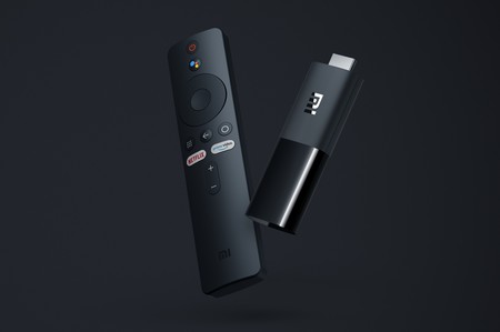 Convierte tu vieja tele en una smart TV: con el cupón PXIAOMI10 de eBay tienes el Xiaomi Mi TV Stick por sólo 34,91 euros