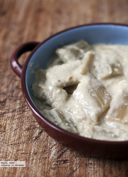 Cardos en salsa de almendras. Receta