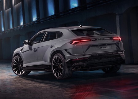 Lamborghini Urus S 2023 1600 07