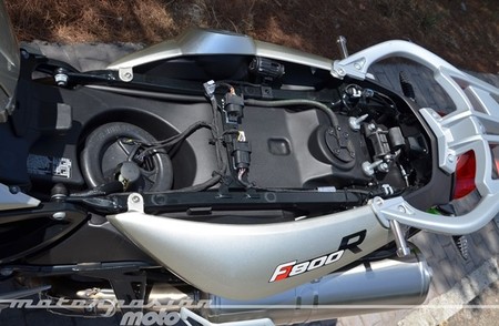BMW_F_800_R