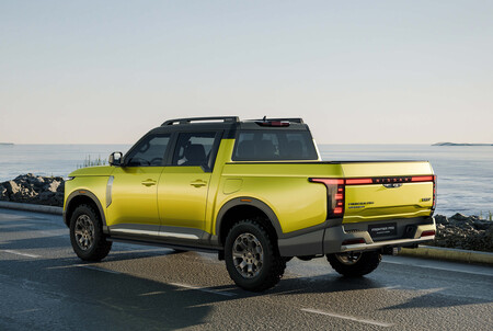 Nissan Frontier Pro 2
