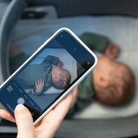 ¿Tienes el hábito de hacer cientos de fotos a tu bebé? Eres una mamarazzi 