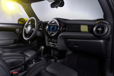MINI eléctrico interior