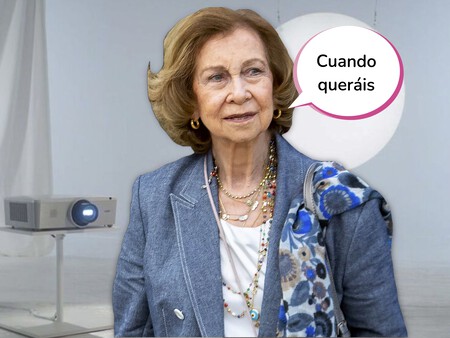 David Trueba graba una serie documental sobre la vida de la Reina Sofía para darle el lugar que se merece tras la marcha de Juan Carlos I