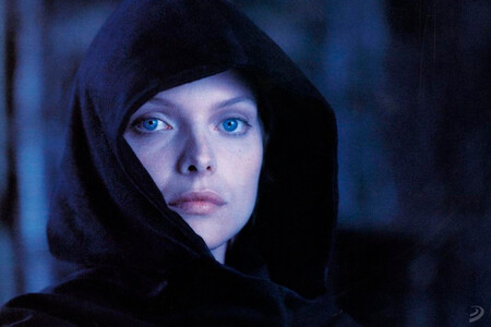 Lady Halcon 02