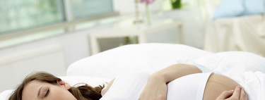 ¿Tienes que hacer reposo en cama para evitar riesgos en tu embarazo? Podría ser peor el remedio que la enfermedad