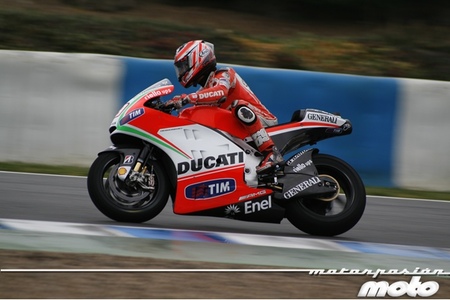 MotoGP 2012: Nicky Hayden el más rápido en un segundo día de test en Jerez de lo más rarito