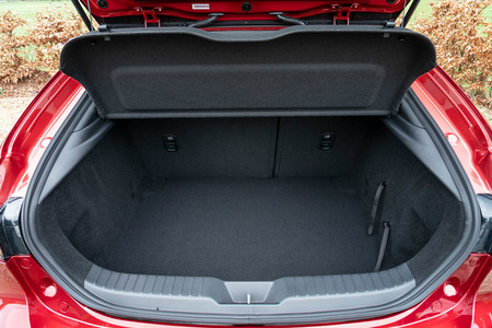 Mazda3 maletero