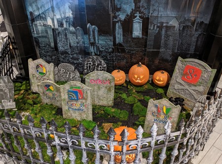 Google se prepara para Halloween con un cementerio de los productos que ha "matado"