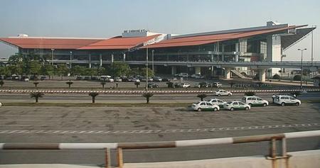 El aeropuerto de Hanói dispondrá de vehículos eléctricos comunicando sus terminales