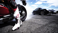 Porsche GT2 RS vs Ducati 1199 Panigale S, el duelo más espectacular hasta la fecha