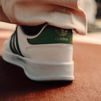 Adidas estrena en su outlet nuevas zapatillas, camisetas sudaderas y más al 50% de descuento  