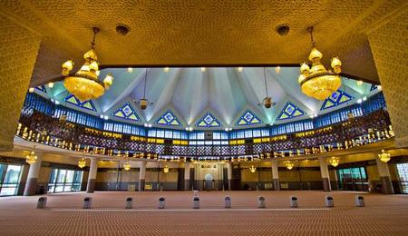 La Mezquita Nacional de Malasia en Kuala Lumpur 