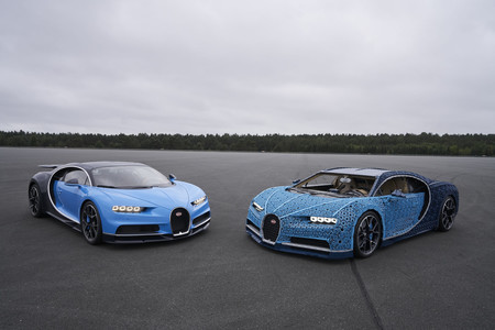 2,304 motores, un millón de piezas de LEGO y sólo 5.3 hp: alucina con este Bugatti Chiron capaz de moverse