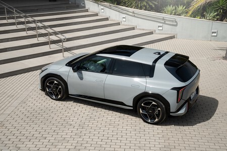 Kia Ev4 Gt Line Wolf Gray Static Hires 005