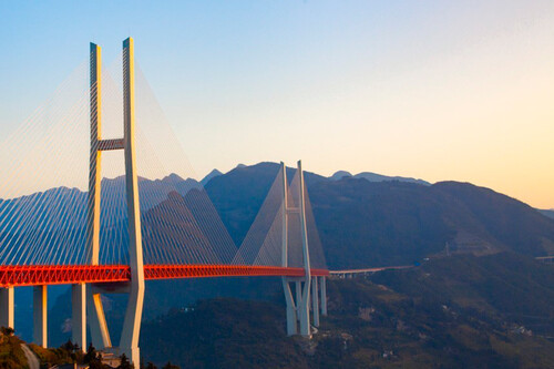 Los puentes más altos del mundo: seis titanes nacidos para mejorar los viajes en coche