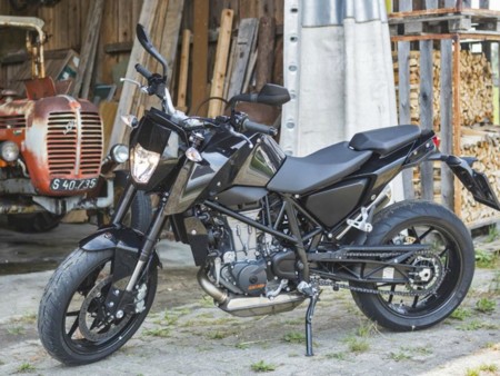 Cuando pensabas que no podía ser, la KTM 690 Duke 2016 promete todavía más potencia
