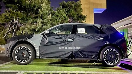 ¡Pillado! El Hyundai 45 eléctrico ya está en fase de pruebas: compacto, tracción trasera (o total) y estilo retro