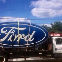 Sí, Ford tiene un problema con la marihuana, pero se lo están fumando con la ayuda del FBI