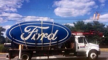 Sí, Ford tiene un problema con la marihuana, pero se lo están fumando con la ayuda del FBI