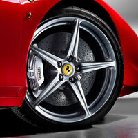 Un propietario denuncia a Ferrari porque "casi tiene varios accidentes" por culpa de frenos defectuosos. Ferrari dice que "es normal"