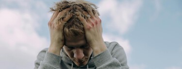 O Reino Unido proibiu o uso de celulares nas escolas para proteger as crianças; agora são os adolescentes que estão pedindo ajuda 